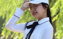 被同桌摸出水来了好爽